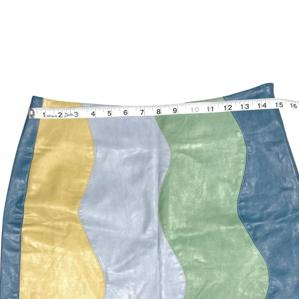 Le Lis Faux Leather Mini Skirt Women's Med Colorful Wave Blue Yellow Green - Picture 5 of 9
